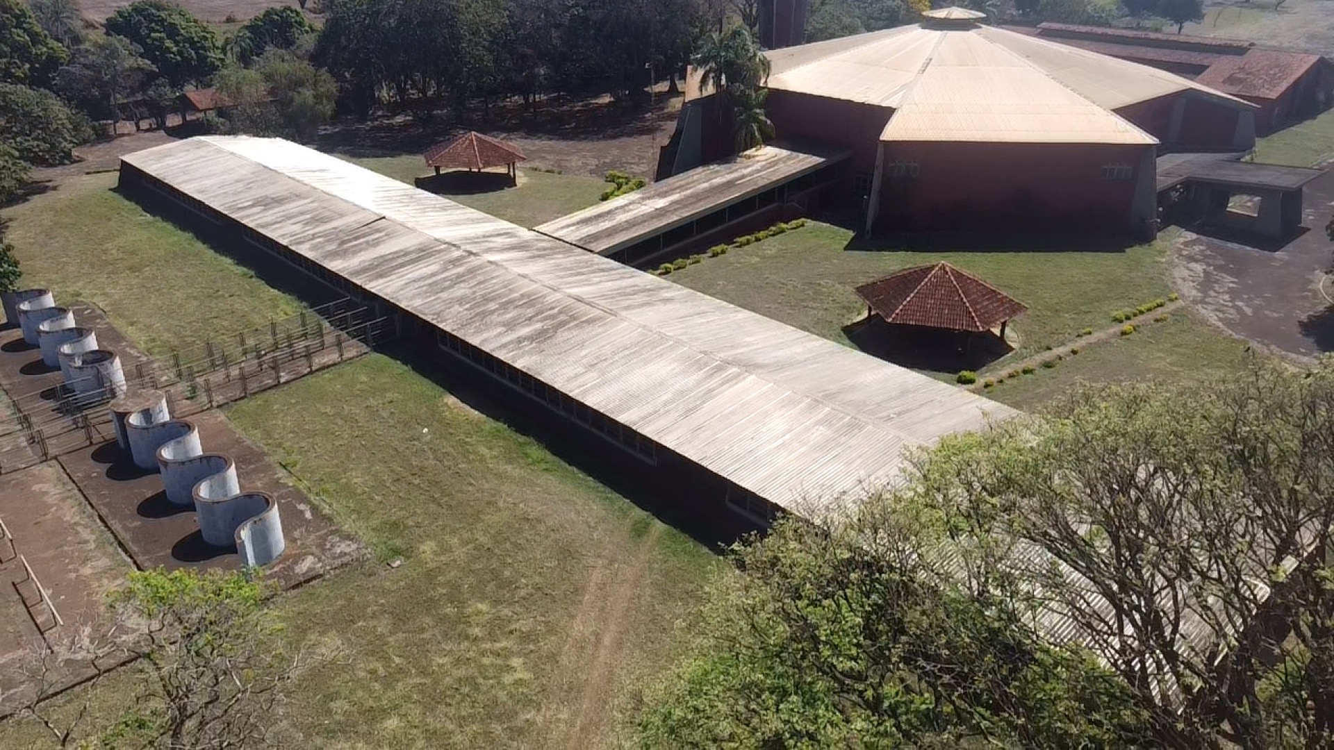 Vista aérea do complexo pecuário em Uberaba